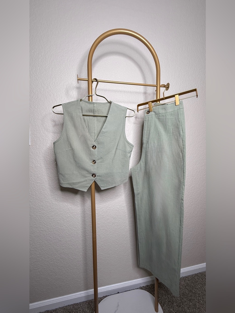 Two-Piece Straight-Leg Pants & Button Vest Set — Sage Green